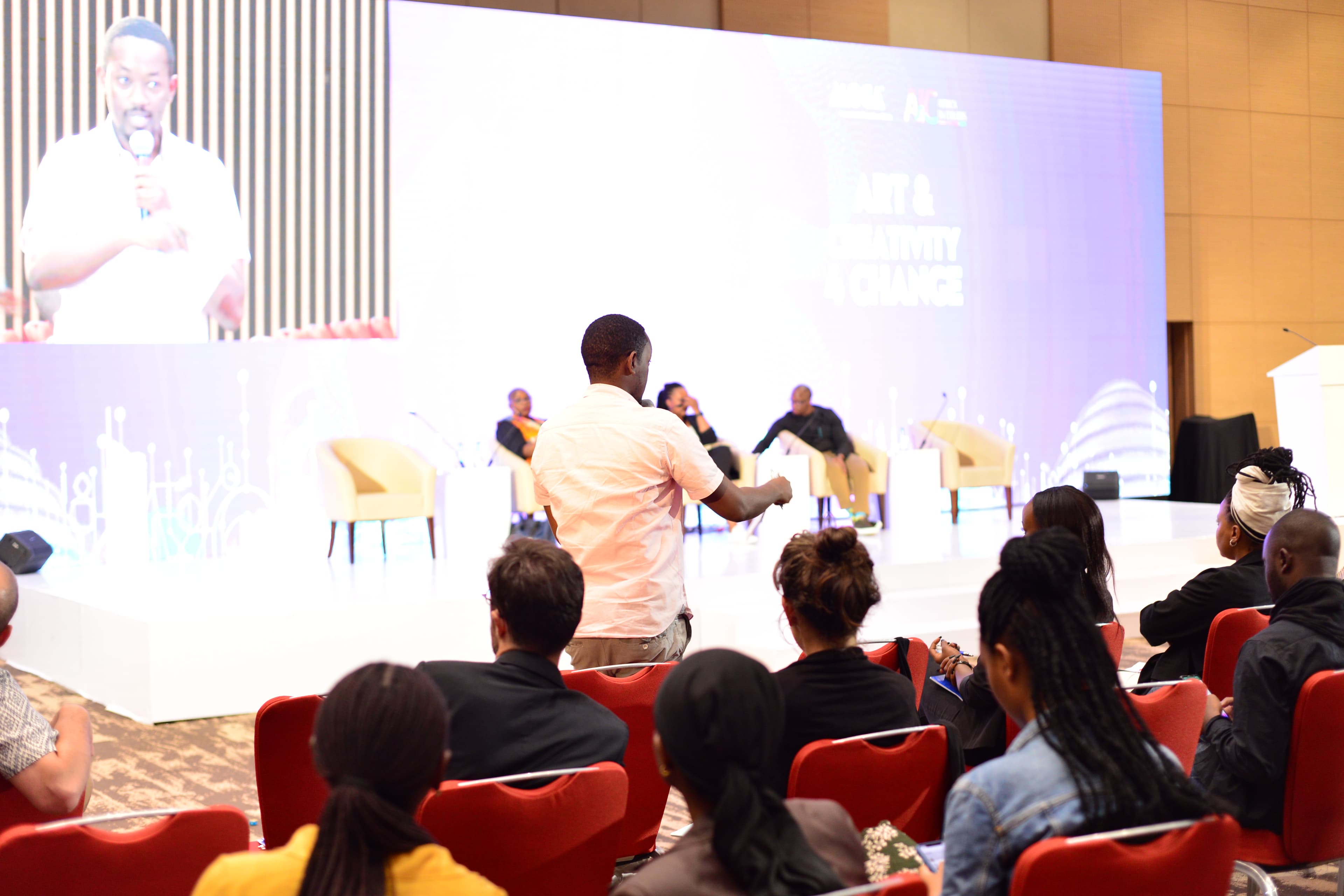 Thomas Shiva engaging a creative technology audience inside a live ecosystem forum.